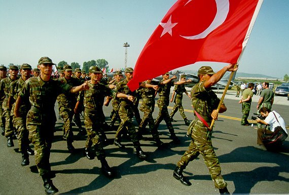 Турция подарит форму и обмундирование для ВСУ