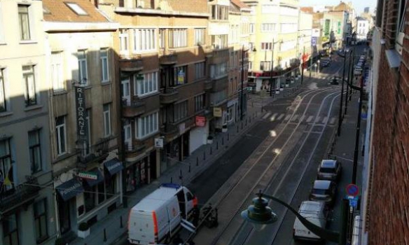 В Брюсселе из-за подозрительного пакета эвакуировали район