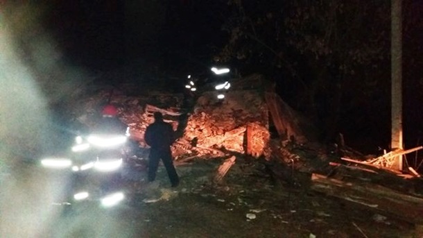На Житомирщине рухнул двухэтажный дом, погиб человек