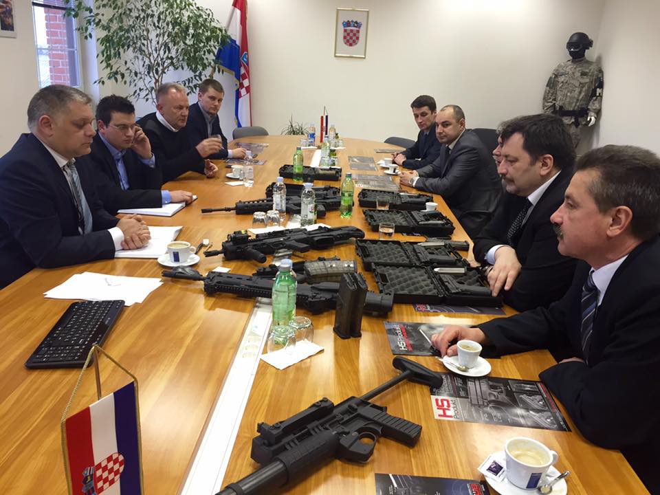 В МВД показали, какое оружие закупают в Хорватии