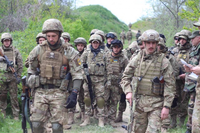 300 бойцов полка Азов уже в Одессе – СМИ