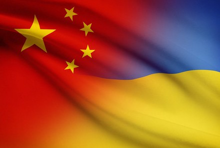 Украина и Китай договорились об упрощении режима поездок