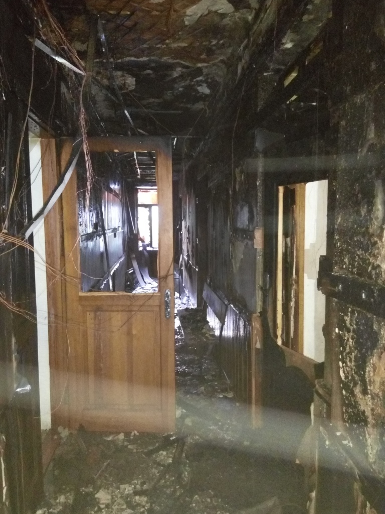 В Киеве горело здание Соломенского райсуда - 1 - изображение