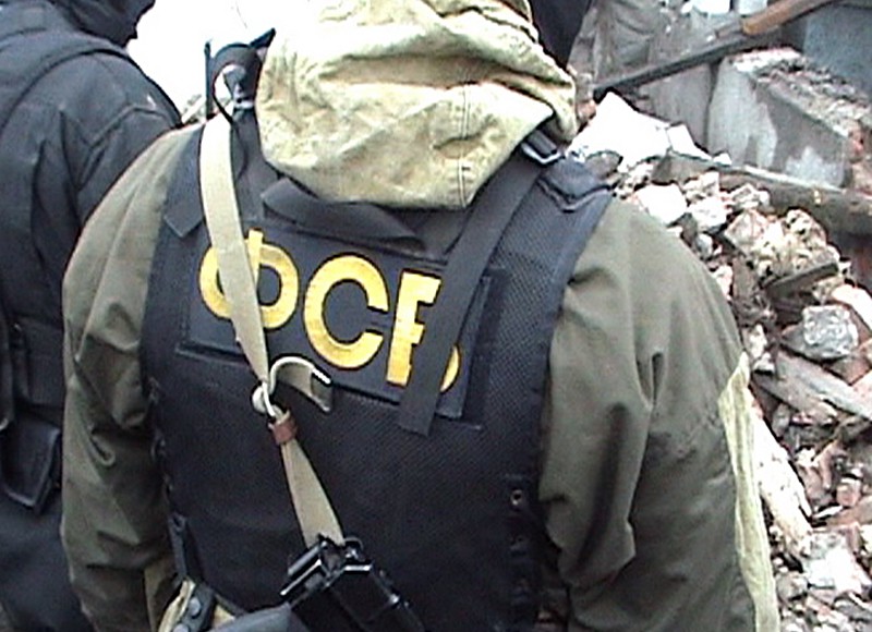 В ФСБ заявляют о гибели сотрудника во время «попыток прорыва в Крым»