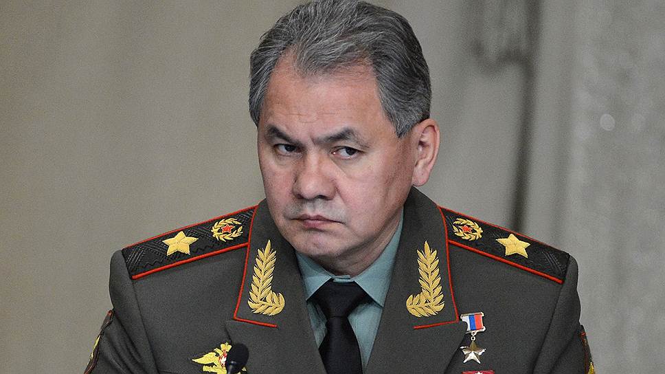Луценко: ГПУ сообщила о подозрении министру обороны России