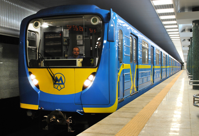 В киевском метрополитене обещают, что проезд не подорожает