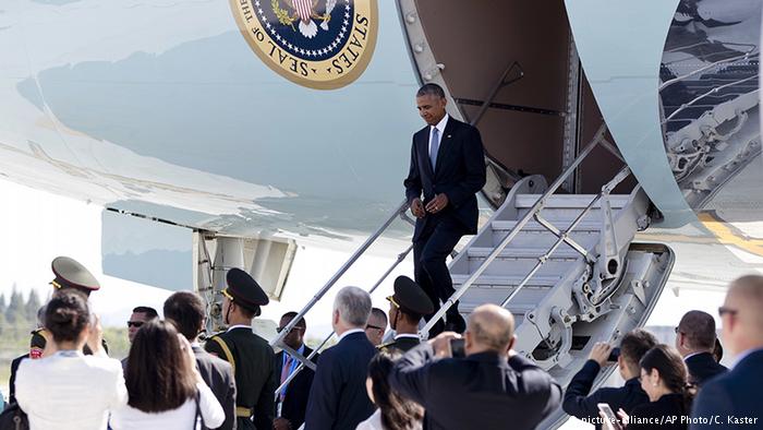 К самолету Обамы в Китае не подогнали трап