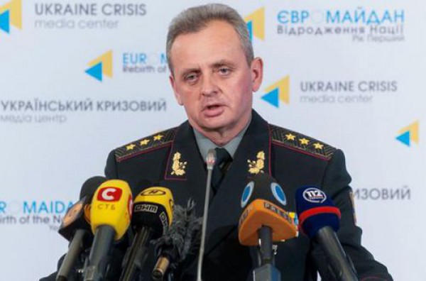 Муженко посоветовал военным реагировать на необоснованную критику в адрес ВСУ