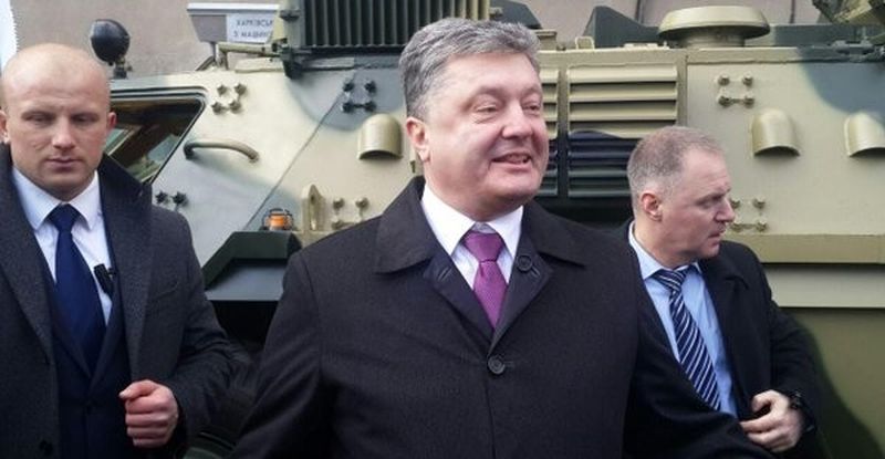 Савченко: Порошенко передал в зону АТО бракованные БТР