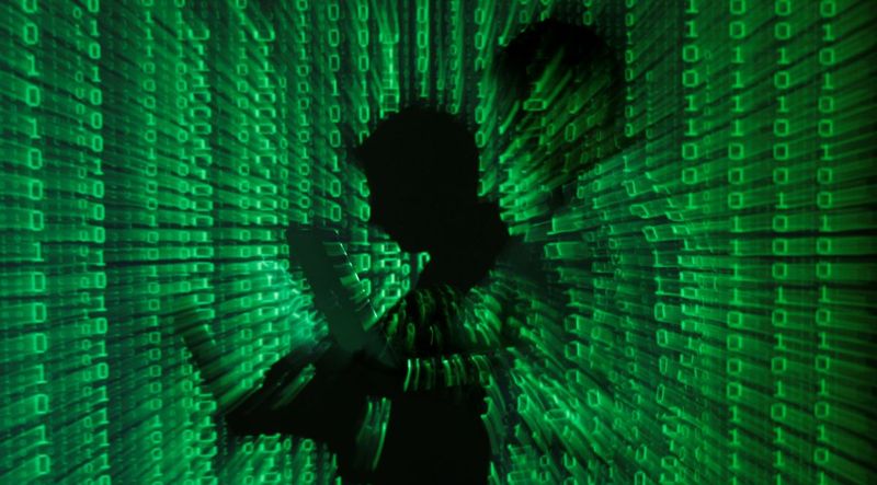 Десятки интернет-сервисов в США атаковали хакеры