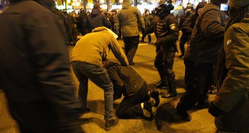 Протесты в Киеве: за медпомощью обратились 10 человек