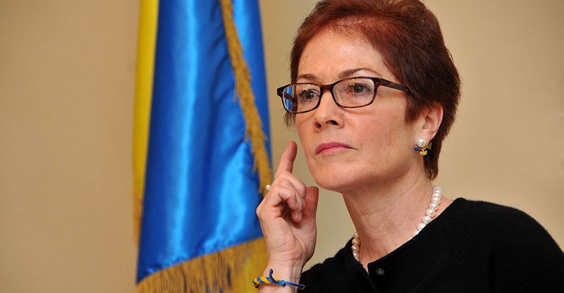 Посольство США поздравило украинцев колядками