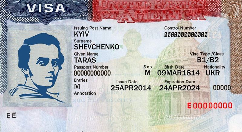 В МИД предупредили об аферистах, подделывающих визы США