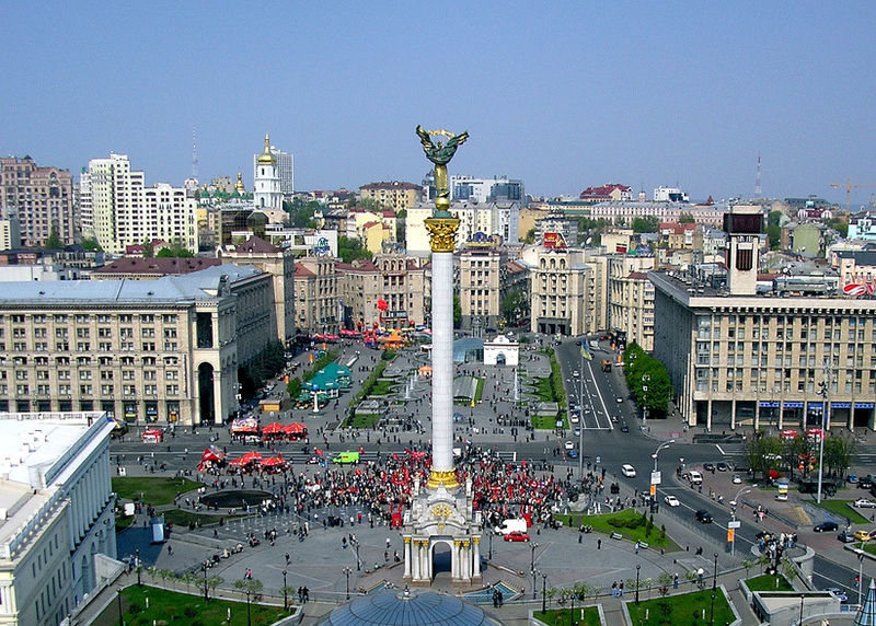 В центре Киева на пять дней запретят движение транспорта