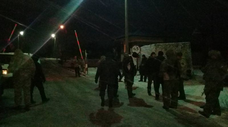 Участники блокады перекрыли дорогу Ясиноватая-Константиновка