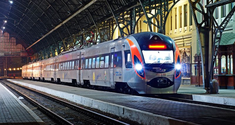 «Укрзалізниця» обещает запустить новые скоростные поезда