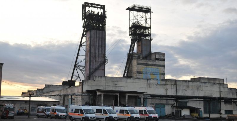 Семьям погибших при взрыве на шахте «Степная» выплатили по 100 тысяч