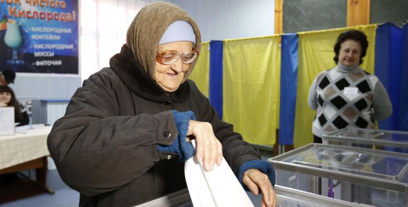 В Евросоюзе против досрочных выборов в Украине