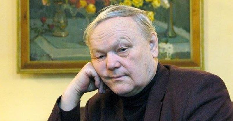 Умер поэт Борис Олийник