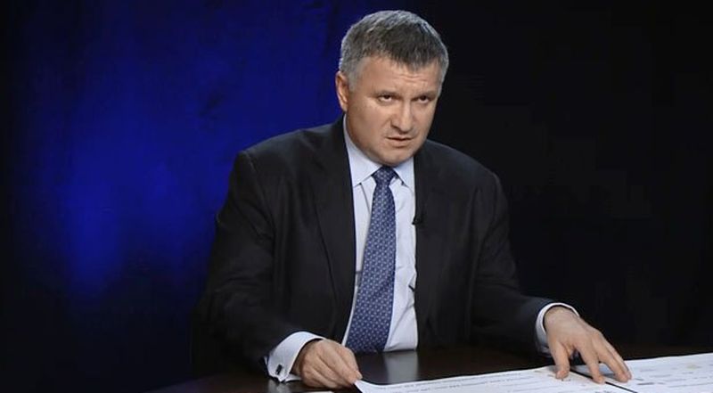 Аваков рассчитывает, что общество одобрит санкции против части СМИ