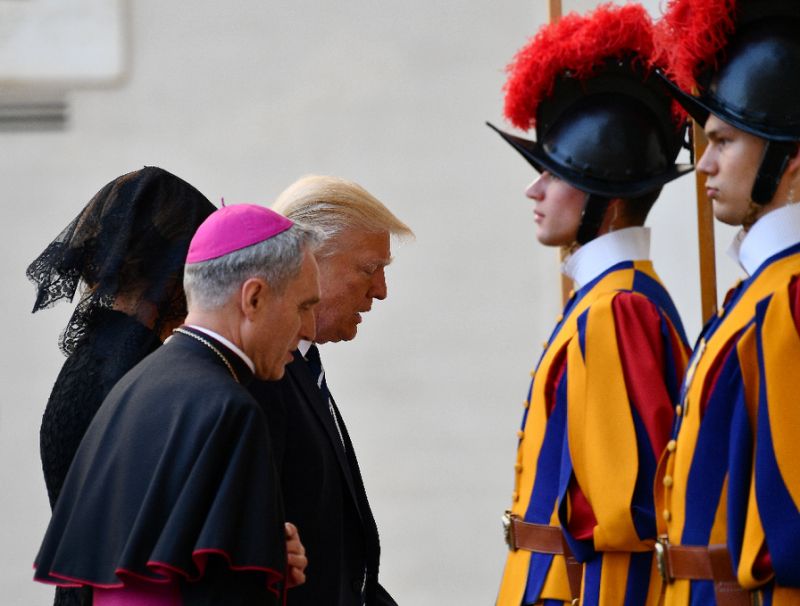 Трамп встретился с Папой Римским