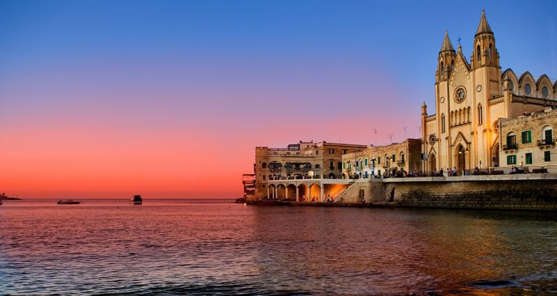Порошенко 16-17 мая посетит Мальту