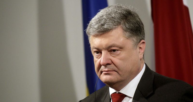 Порошенко: Украина не будет праздновать День победы по «московскому сценарию»