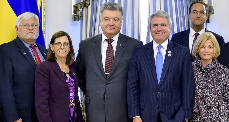Порошенко надеется, что Конгресс США будет активно поддерживать Украину