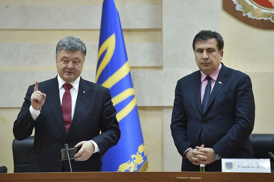 Порошенко: Я не знаю, что Саакашвили делает в Украине