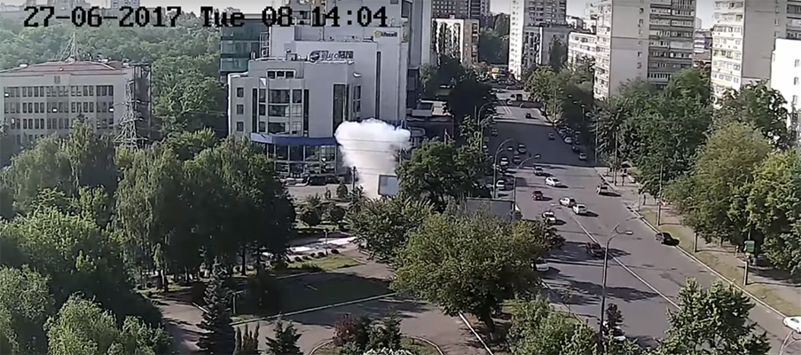 Минобороны прокомментировало взрыв машины в Киеве