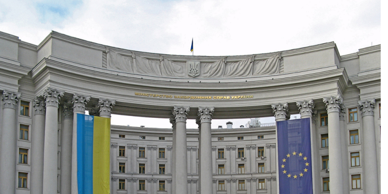 МИД поблагодарил ЕС за продление антироссийских санкций