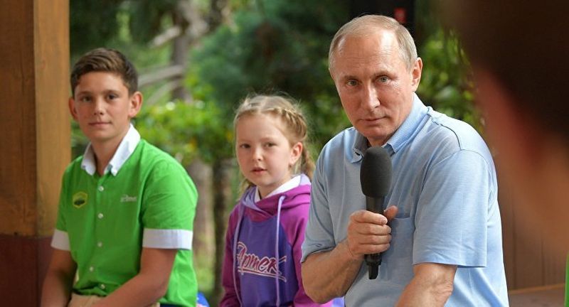 МИД Украины направил РФ ноту протеста из-за визита Путина в Крым
