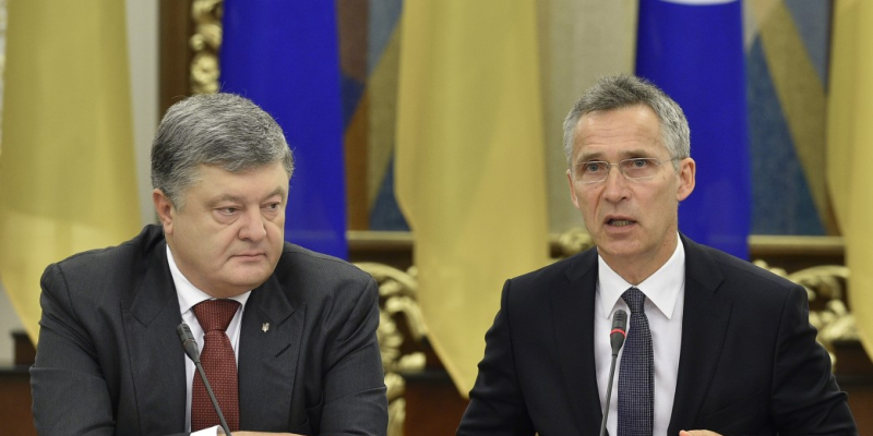 Порошенко: Начата дискуссия о плане действий по членству Украины в НАТО