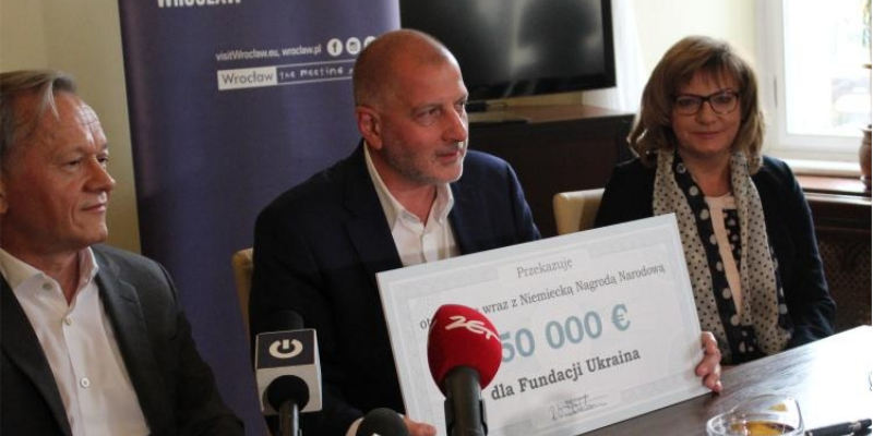 Мэр Вроцлава пожертвовал €50 тыс местной украинской общине