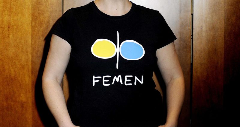 В Femen объяснили инцидент на брифинге Порошенко и Лукашенко