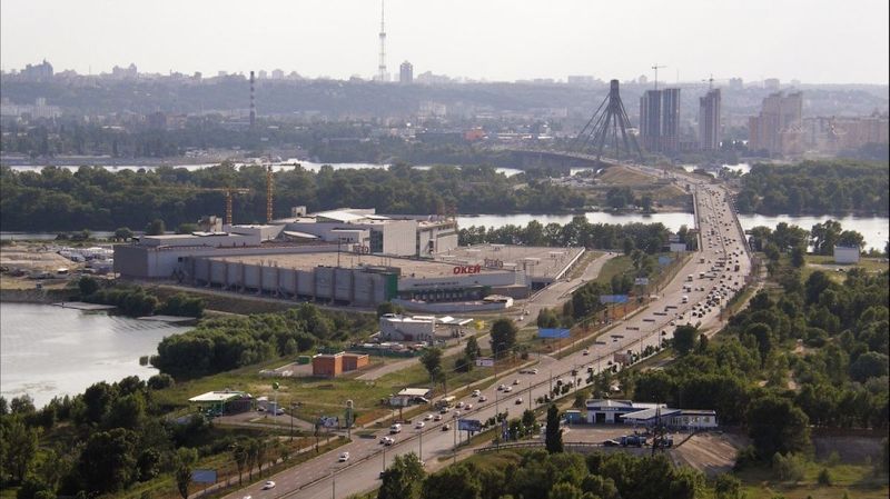 Киевский суд перенес рассмотрение иска по поводу переименования проспекта Ватутина