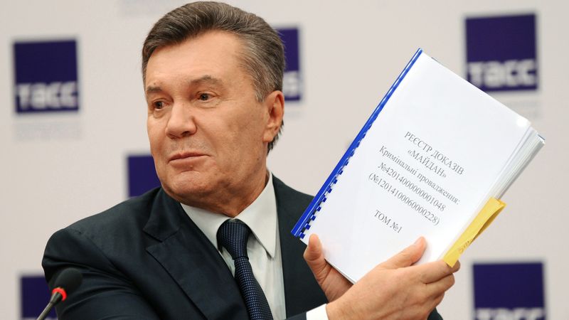 Суд над Януковичем: адвокат отказался вести дело