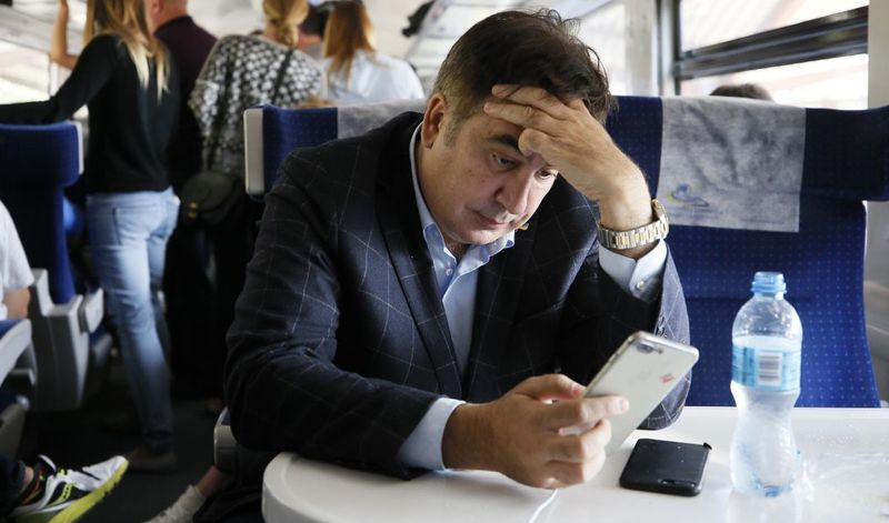Аваков: Саакашвили лжет о посещении миграционной службы