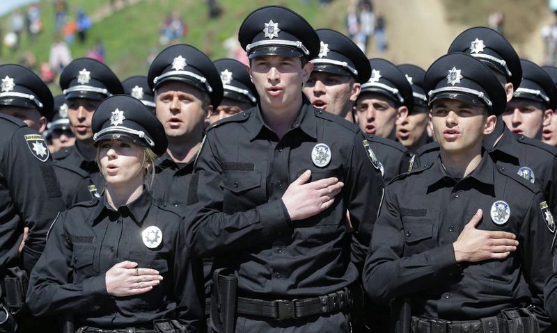 Аваков объявил о начале переформатирования полицейских управлений в офисы