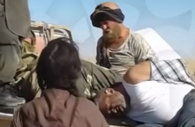 Опубликовано новое видео с мужчинами, назвавшими себя плененными «ИГ» россиянами