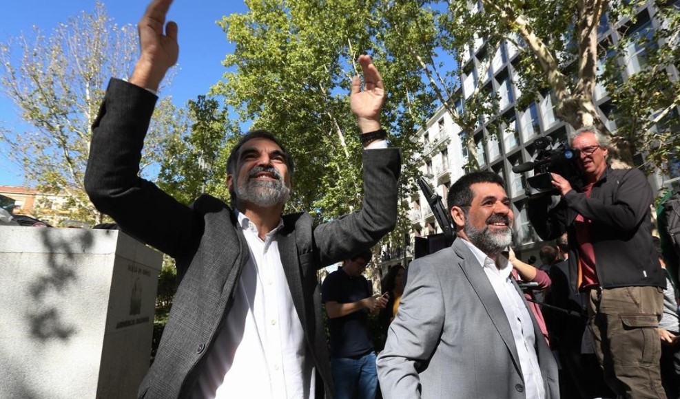 В Испании арестовали двух лидеров движения за независимость Каталонии