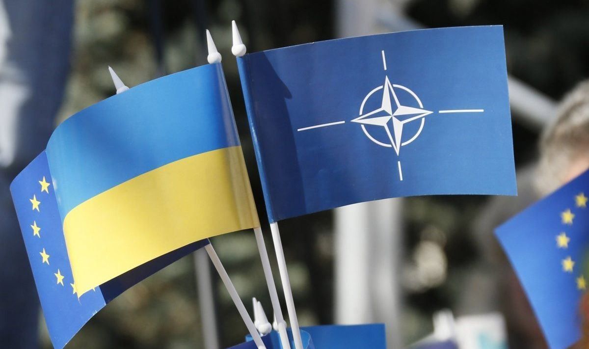 Венгрия заблокировала заседание комиссии Украина-НАТО