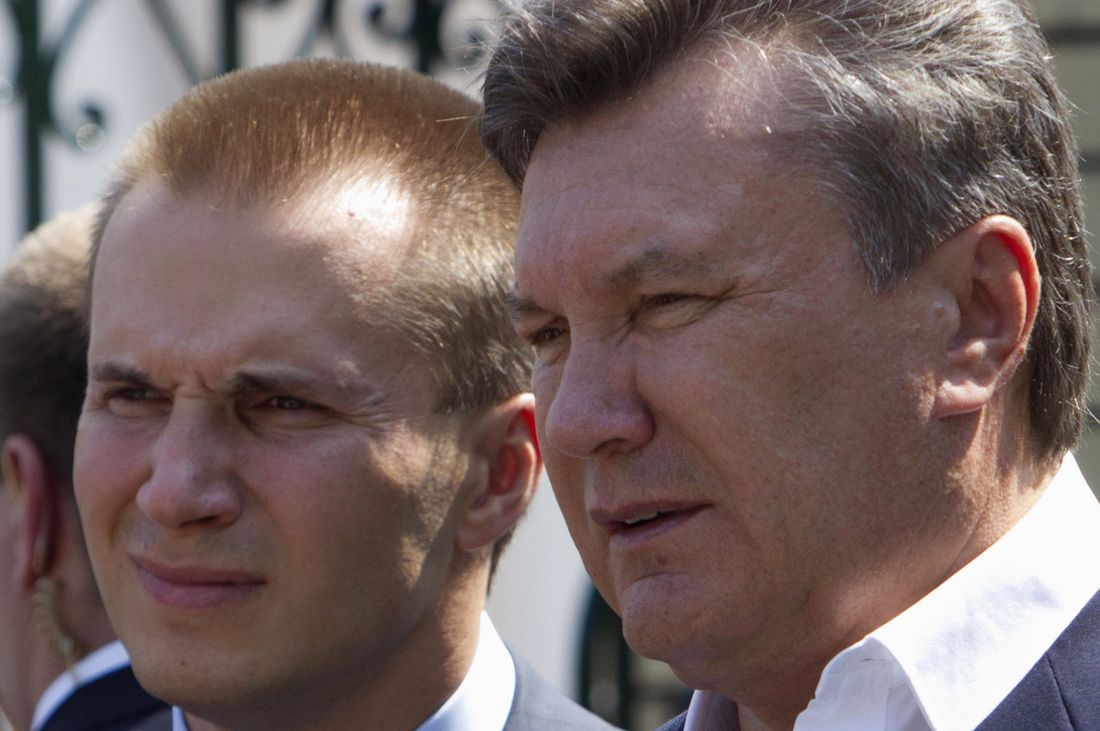 Суд ЕС признал законной заморозку активов Януковича и его сына