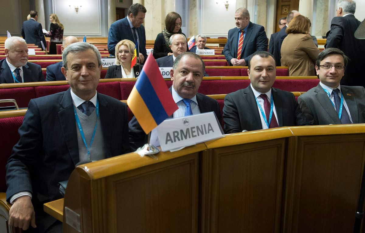 Армянская делегация в ПАЧЭС покинула заседание в Киеве в знак протеста