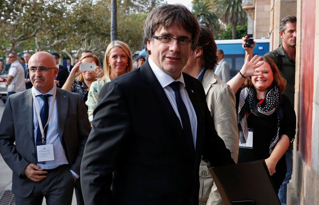Верховный суд Испании выдал ордер на арест Пучдемона