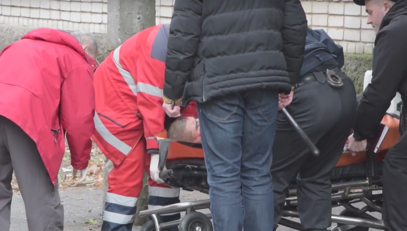 В Никополе умер еще один пострадавший от взрыва в суде