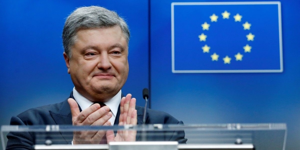 Порошенко приветствовал решение Совета ЕС продлить антироссийские санкции