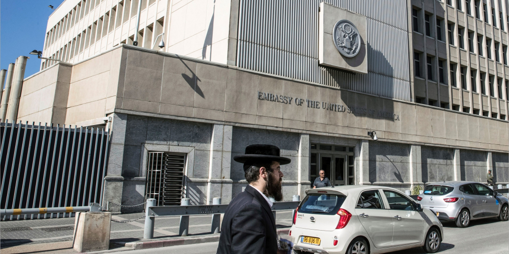 США намерены перенести посольство в Иерусалим к 2019 году — СМИ