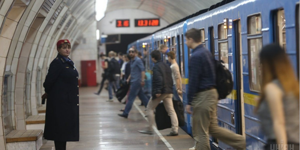 Киевсовет поддержал переименование метро «Петровка»