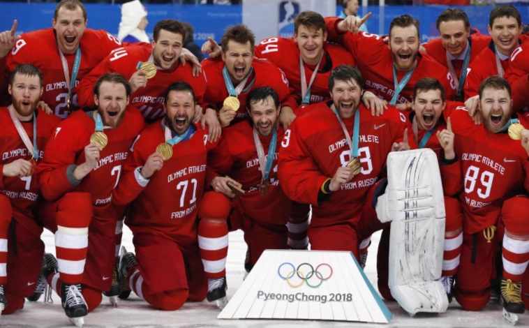 Хоккеисты из РФ спели гимн после победы над Германией в Пхенчхане